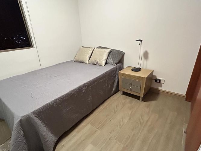 Apartamento de 3 alcobas en arriendo en Los Balsos, Medellín, 95 m² · foto 2 de 13