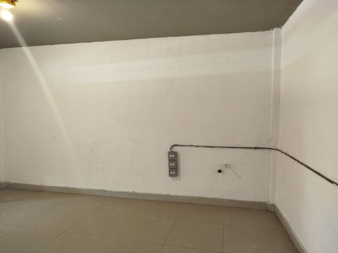 Local en arriendo en El Esmeraldal, Envigado, 53 m² · foto 2 de 15