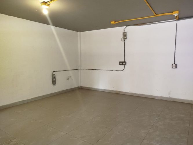 Local en arriendo en El Esmeraldal, Envigado, 53 m² · foto 11 de 15