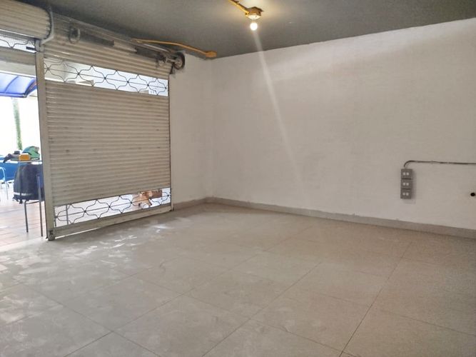 Local en arriendo en El Esmeraldal, Envigado, 53 m² · foto 13 de 15