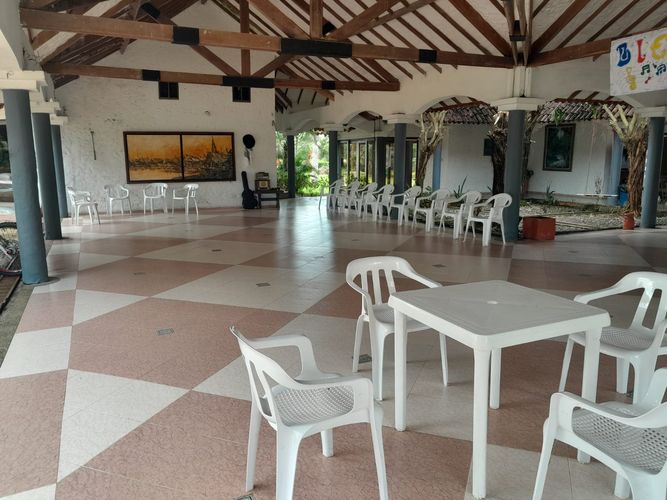 Casa de 6 alcobas en venta en La Llanerita, Villavicencio · foto 2 de 17