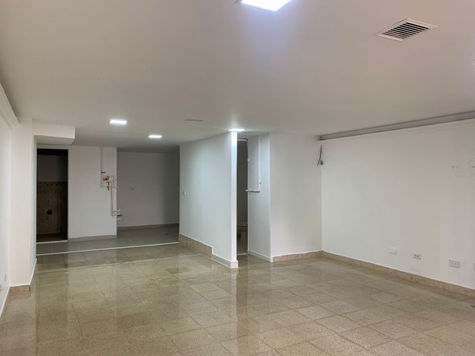 Local en arriendo en Patio Bonito, Medellín, 60 m² · foto 3 de 6