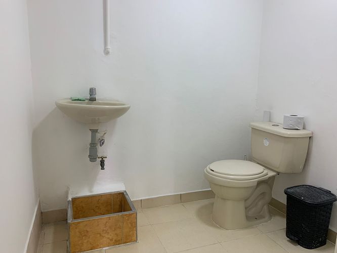 Local en arriendo en Patio Bonito, Medellín, 60 m² · foto 6 de 6