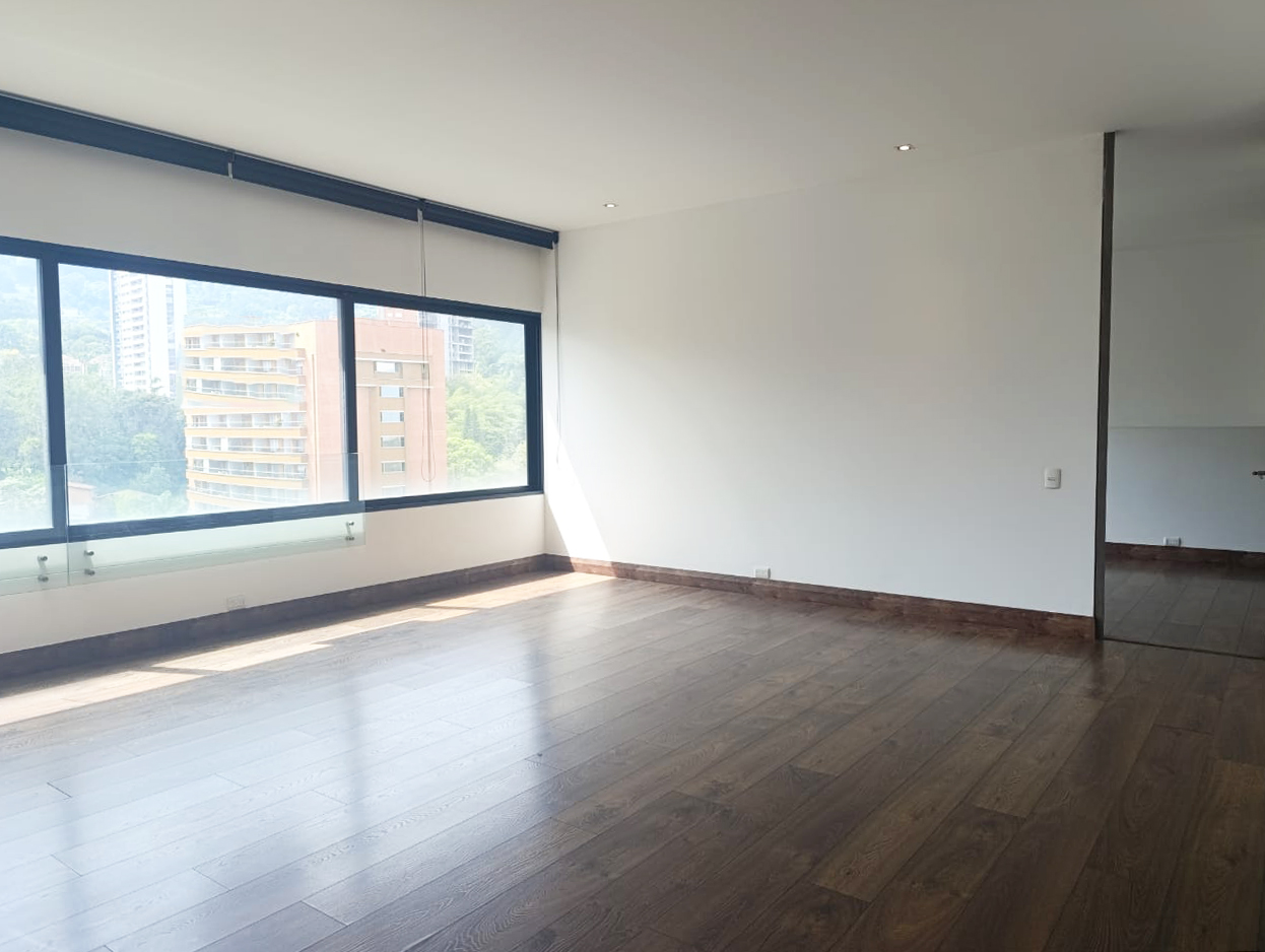 Apartamento en arriendo en San Lucas, Medellín · foto 2 de 17