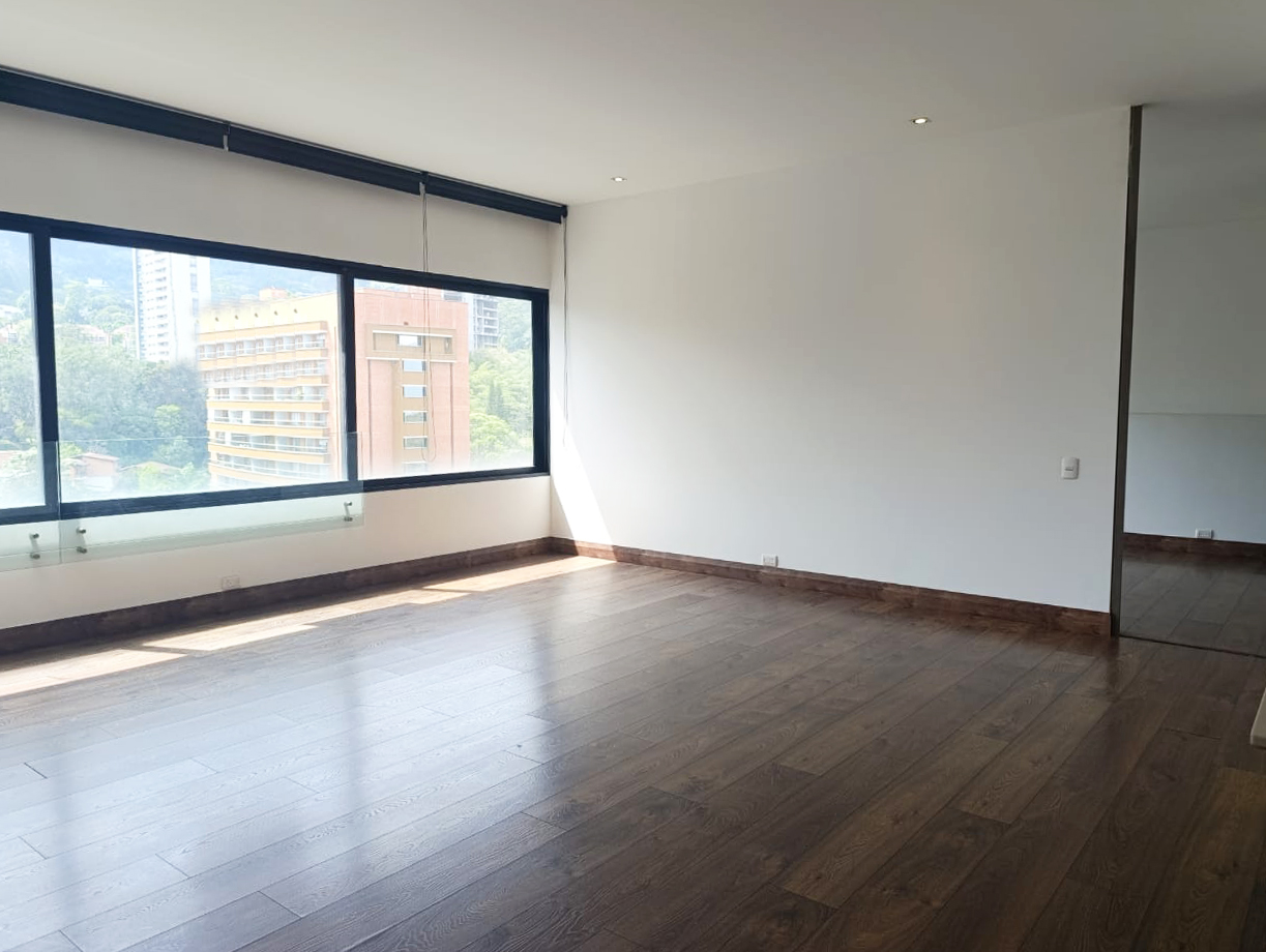 Apartamento en arriendo en San Lucas, Medellín · foto 3 de 17
