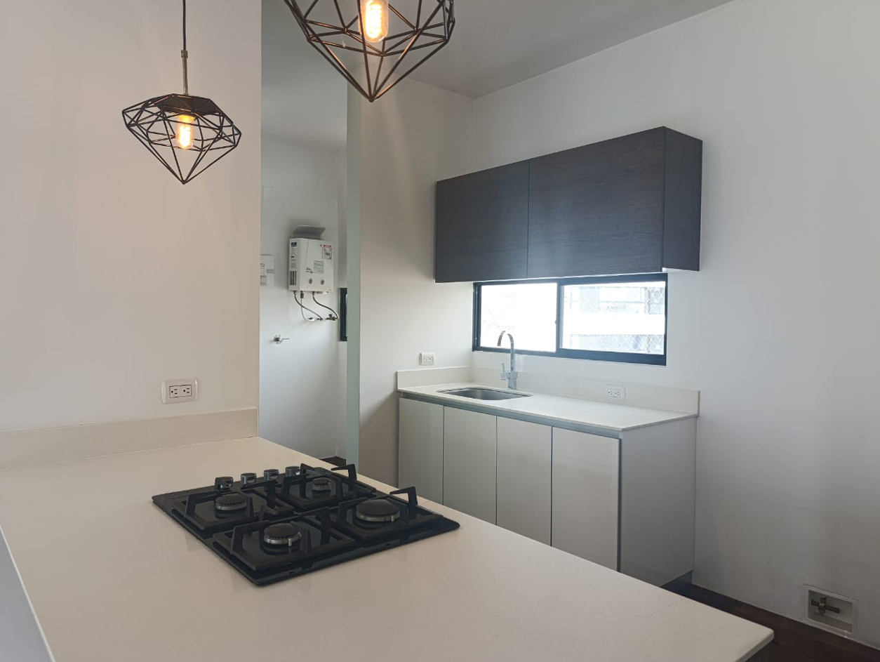 Apartamento en arriendo en San Lucas, Medellín · foto 8 de 17