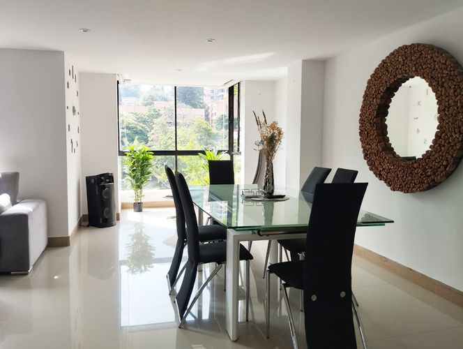 Apartamento de 3 alcobas en arriendo en Transversal Inferior, Medellín, 105 m² · foto 5 de 17