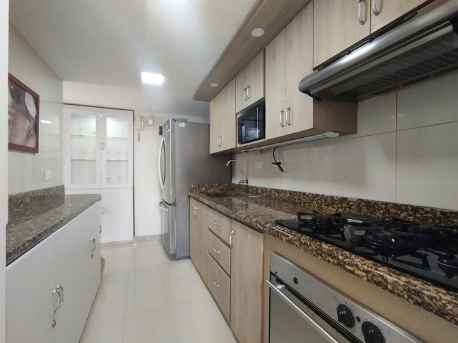 Apartamento de 3 alcobas en arriendo en Transversal Inferior, Medellín, 105 m² · foto 8 de 17