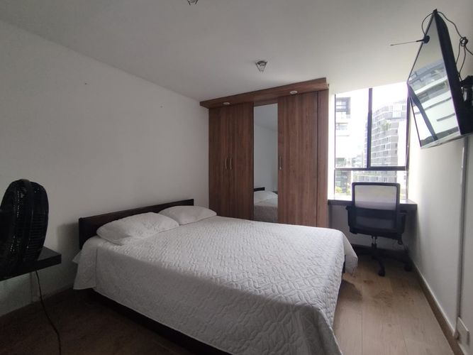 Apartamento de 3 alcobas en arriendo en Transversal Inferior, Medellín, 105 m² · foto 12 de 17