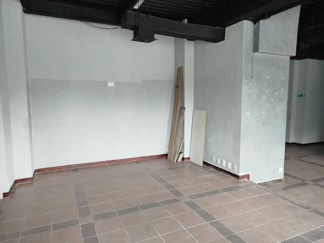 Local en arriendo en Loma Del Escobero, Envigado, 185 m² · foto 2 de 16
