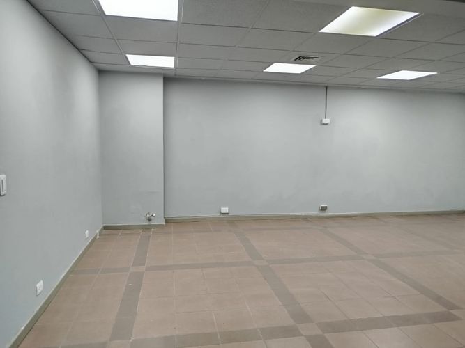 Local en arriendo en Loma Del Escobero, Envigado, 185 m² · foto 4 de 16