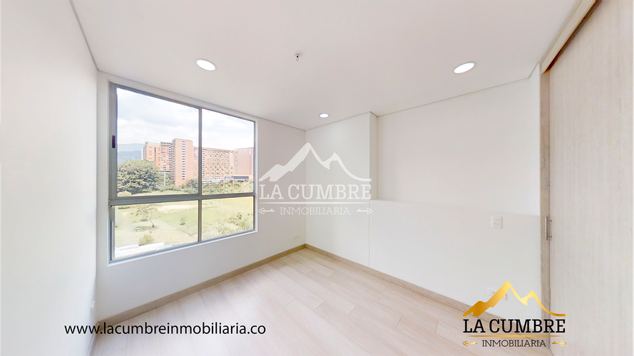 Apartamento de 3 alcobas en arriendo en Loma Del Escobero, Envigado, 115 m² · foto 12 de 14