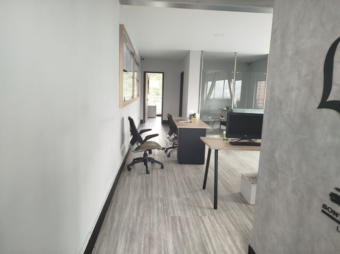 Oficina en arriendo en Provenza, Medellín, 100 m² · foto 6 de 13