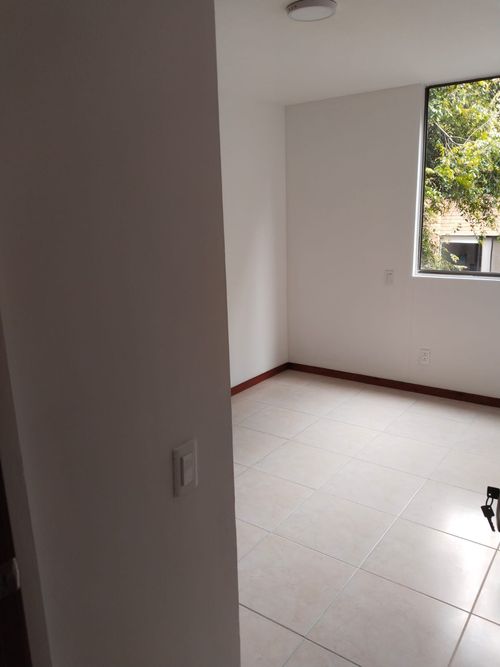 Apartamento de 3 alcobas en venta en Santa Catalina, Envigado, 106 m² · foto 4 de 10