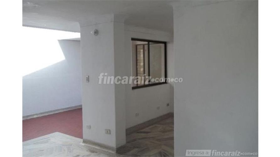 Casa de 5 alcobas en venta en Las Mercedes, Palmira, 282 m² · foto 13 de 20