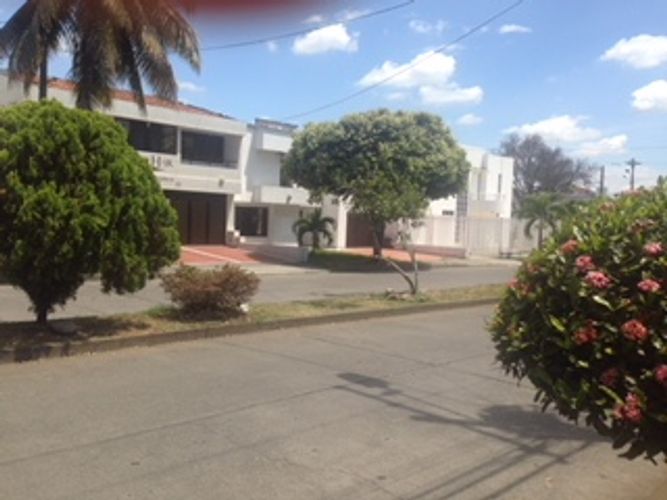 Casa de 5 alcobas en venta en Las Mercedes, Palmira, 282 m² · foto 18 de 20