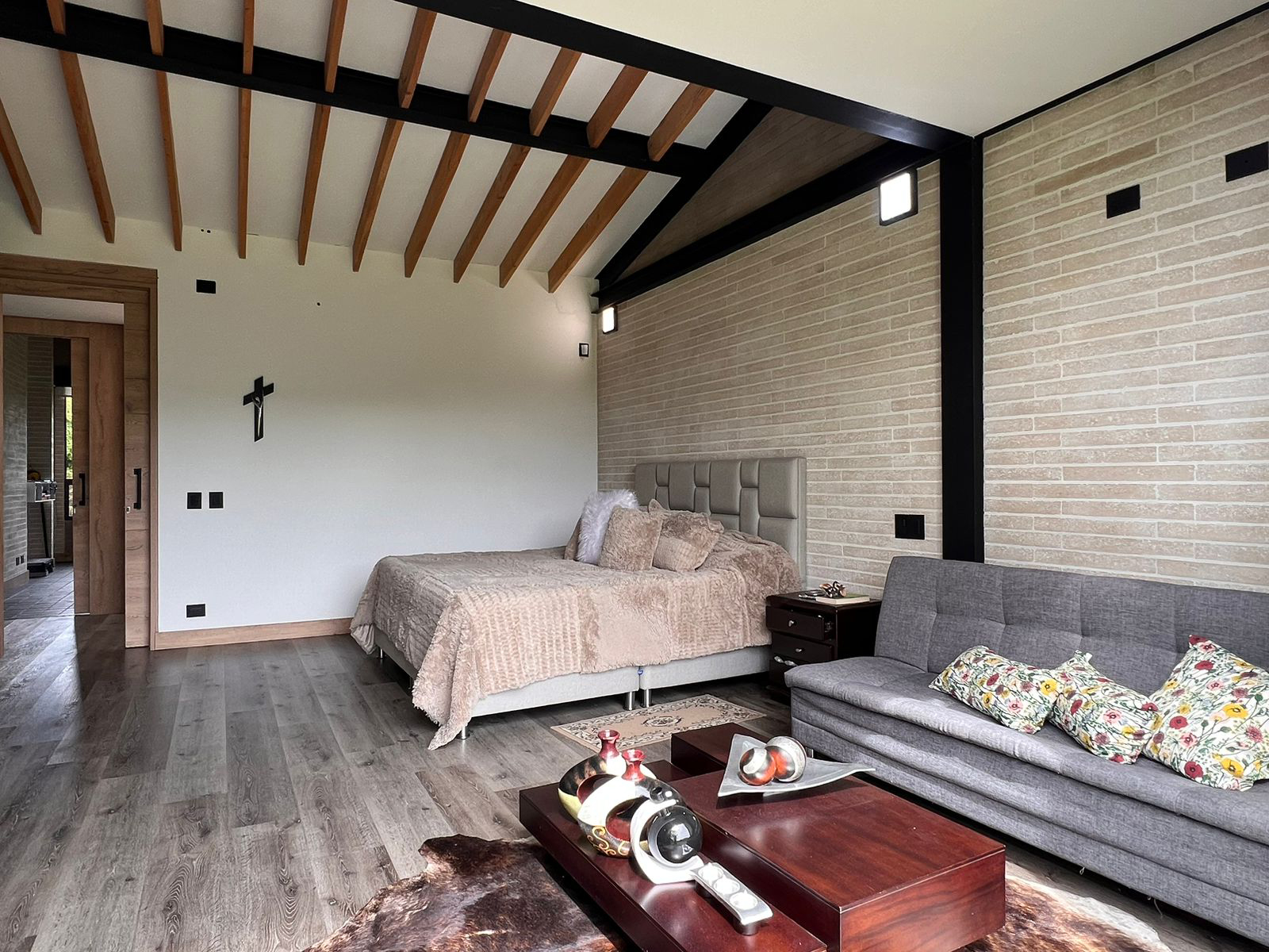 Casa en arriendo en La Alhambra, El Carmen de Viboral · foto 9 de 19