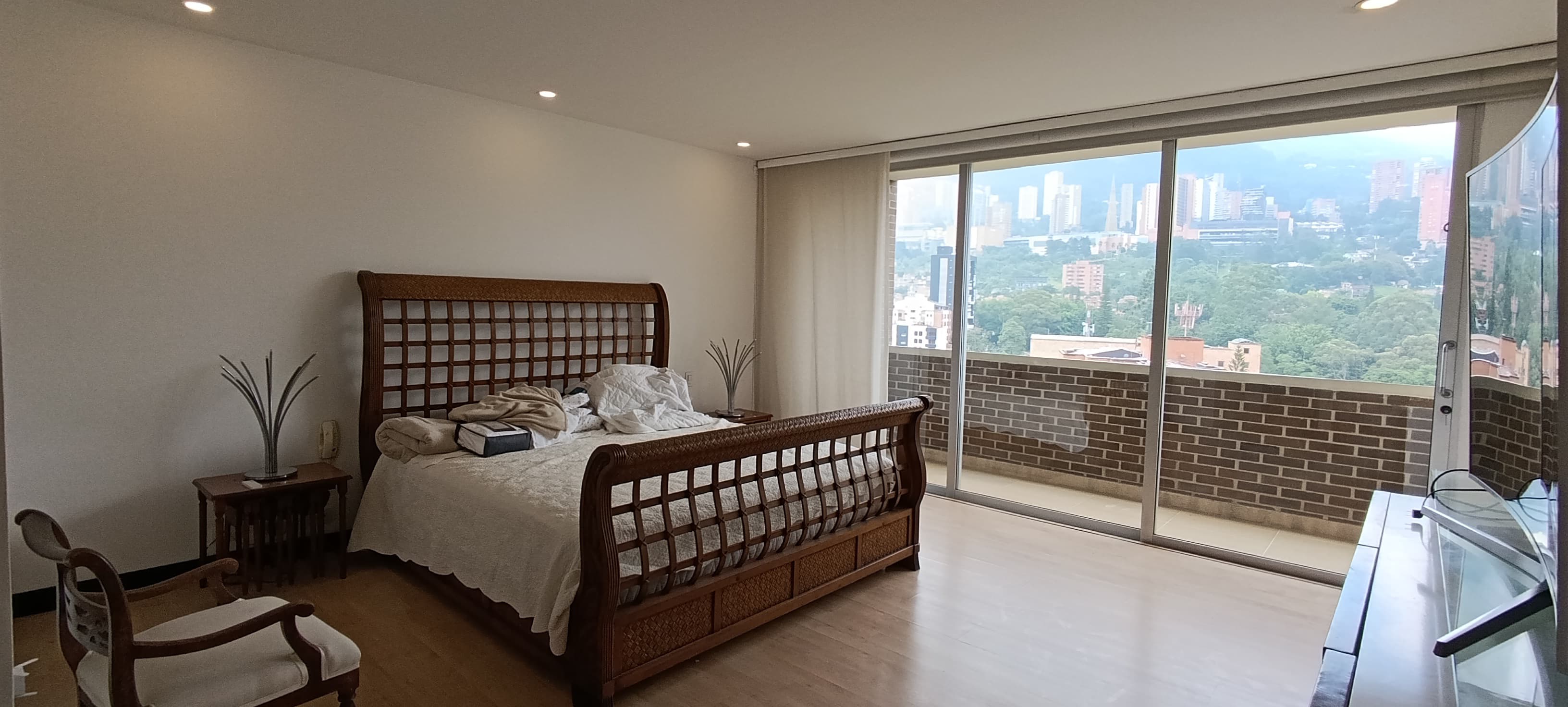 Apartamento en arriendo en El Poblado, Medellín · foto 11 de 13