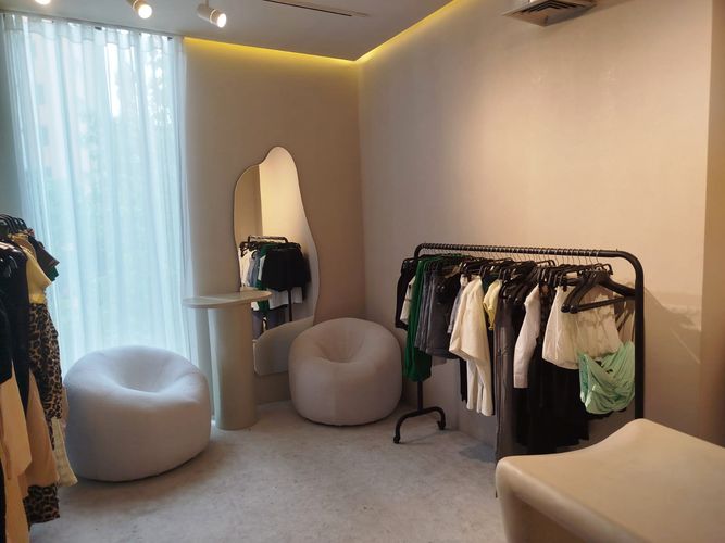 Oficina en arriendo en Las Lomas No.1, Medellín, 70 m² · foto 2 de 20