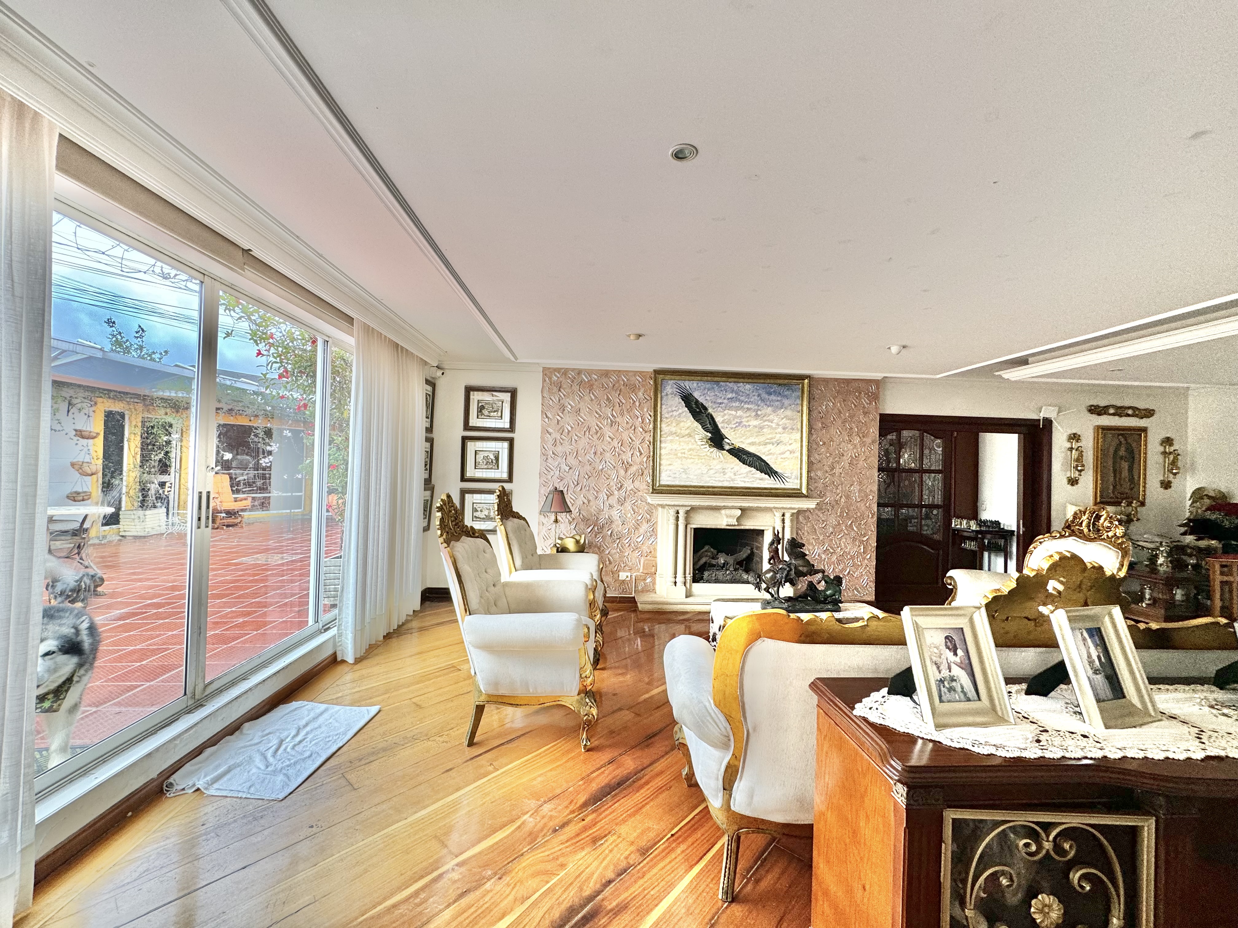 Casa en venta en San Jose De Bavaria, Bogotá · foto 12 de 24