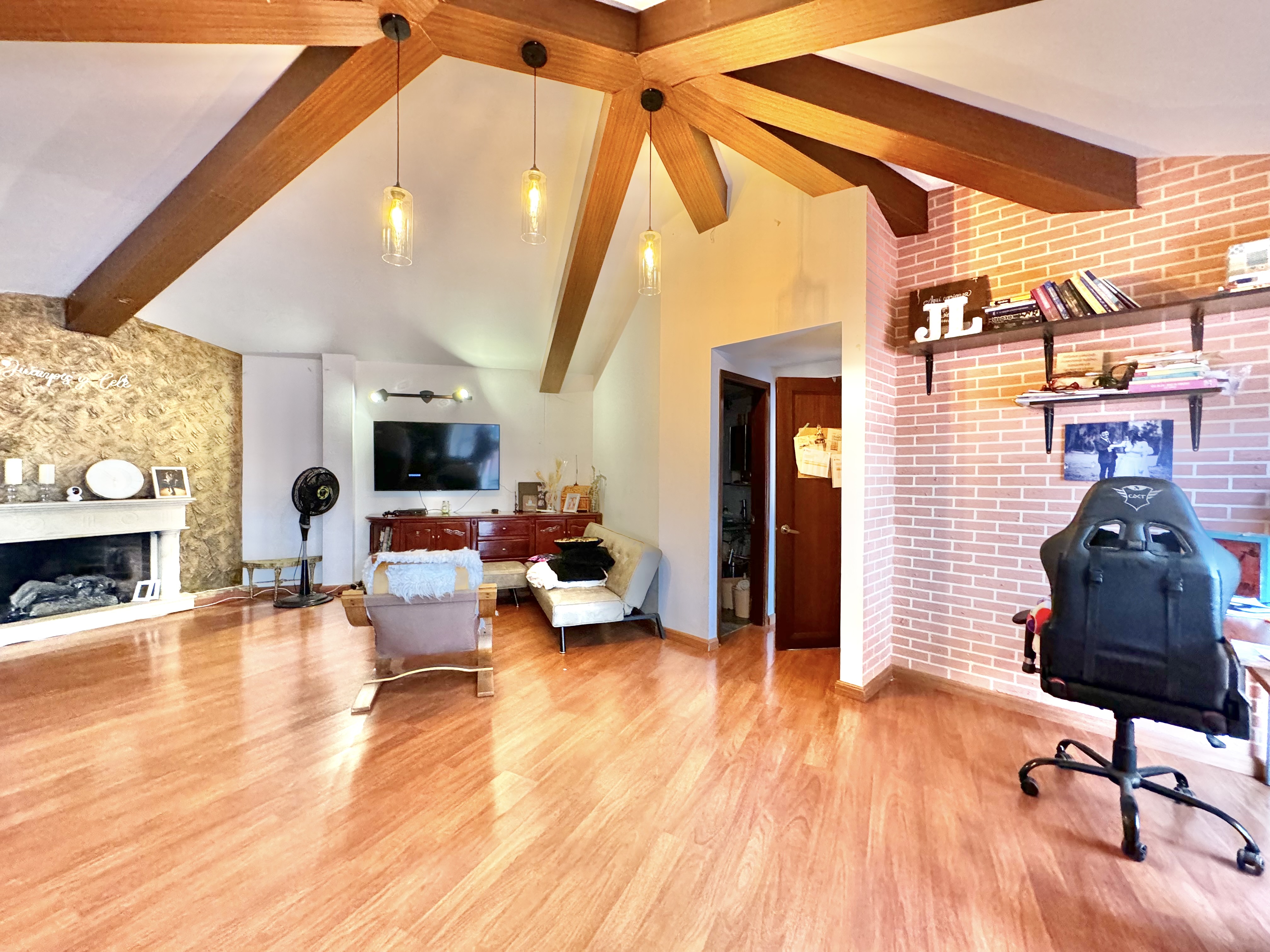 Casa en venta en San Jose De Bavaria, Bogotá · foto 15 de 24