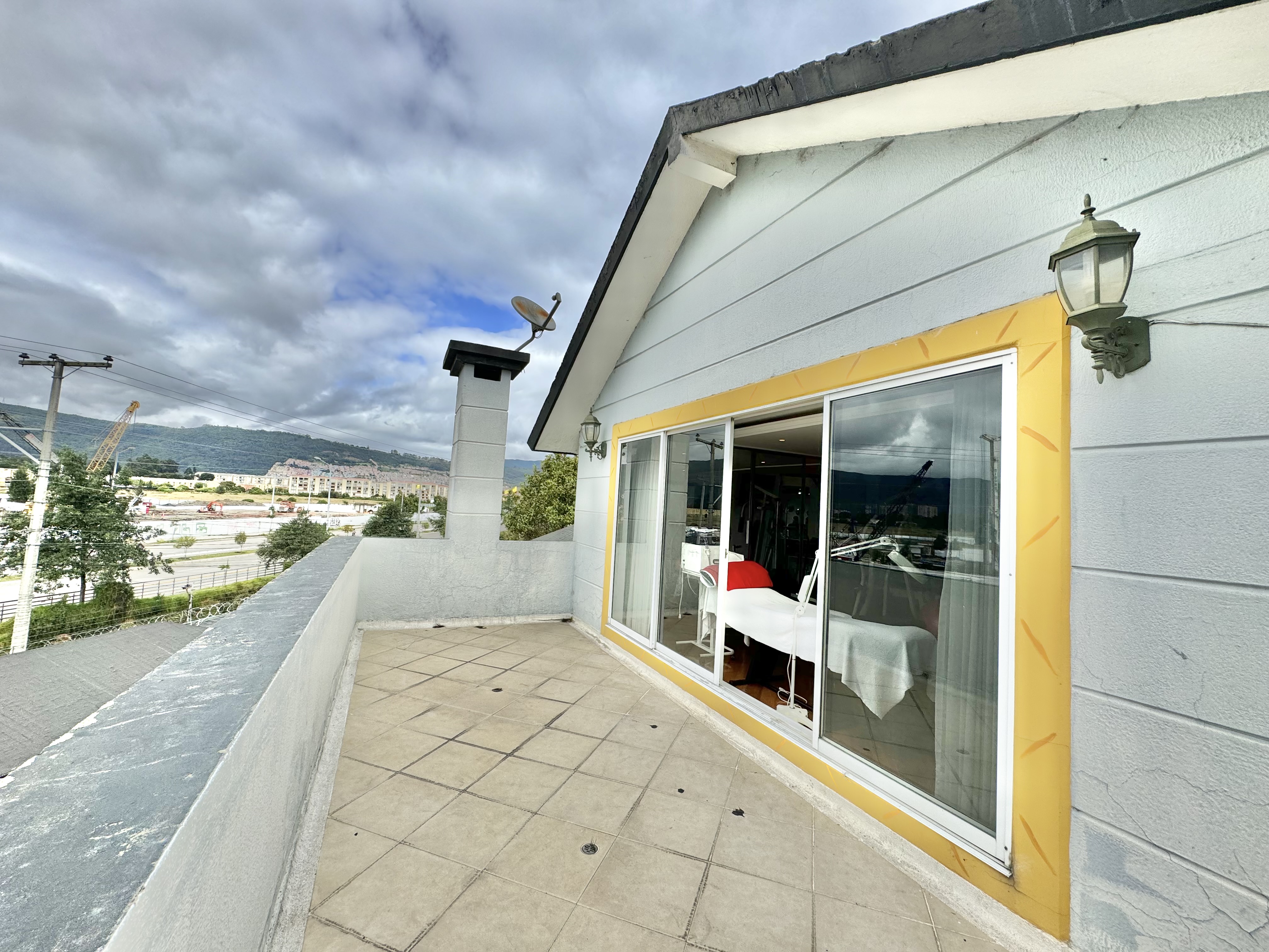 Casa en venta en San Jose De Bavaria, Bogotá · foto 17 de 24