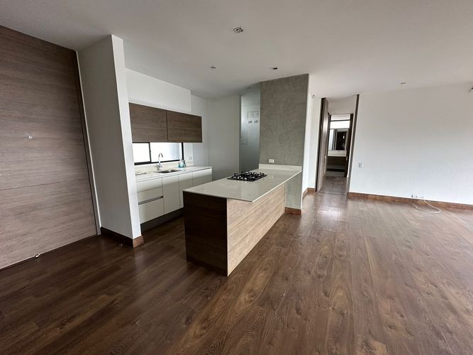 Apartamento de 2 alcobas en arriendo en San Lucas, Medellín, 130 m² · foto 4 de 8