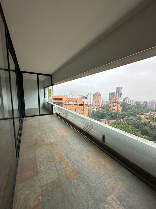 Apartamento de 2 alcobas en arriendo en San Lucas, Medellín, 130 m² · foto 8 de 8
