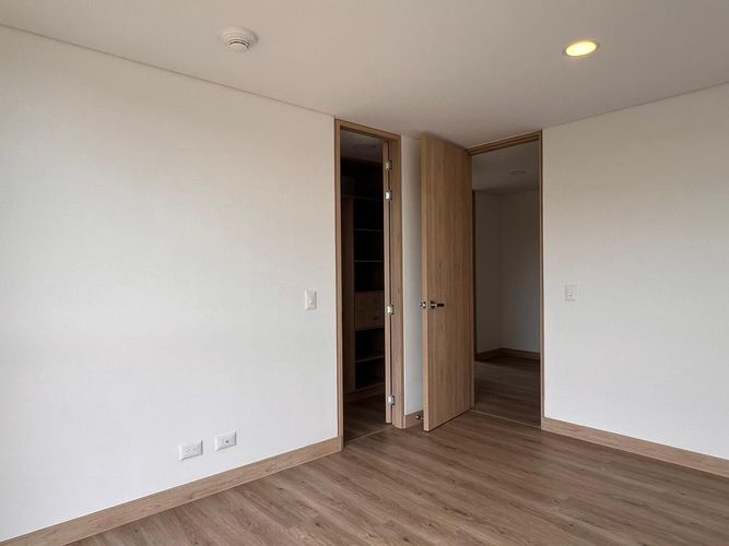 Apartamento de 3 alcobas en arriendo en El Porvenir, Rionegro, 173 m² · foto 7 de 16