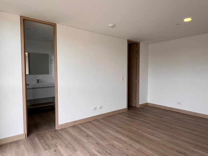 Apartamento de 3 alcobas en arriendo en El Porvenir, Rionegro, 173 m² · foto 9 de 16