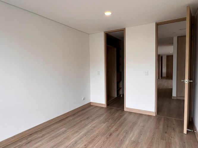 Apartamento de 3 alcobas en arriendo en El Porvenir, Rionegro, 173 m² · foto 11 de 16