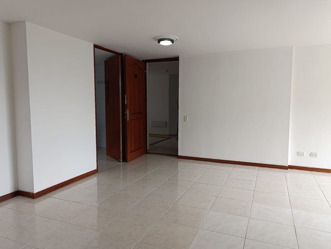 Apartamento de 3 alcobas en arriendo en Loma De Los Gonzalez, Medellín, 90 m² · foto 5 de 16