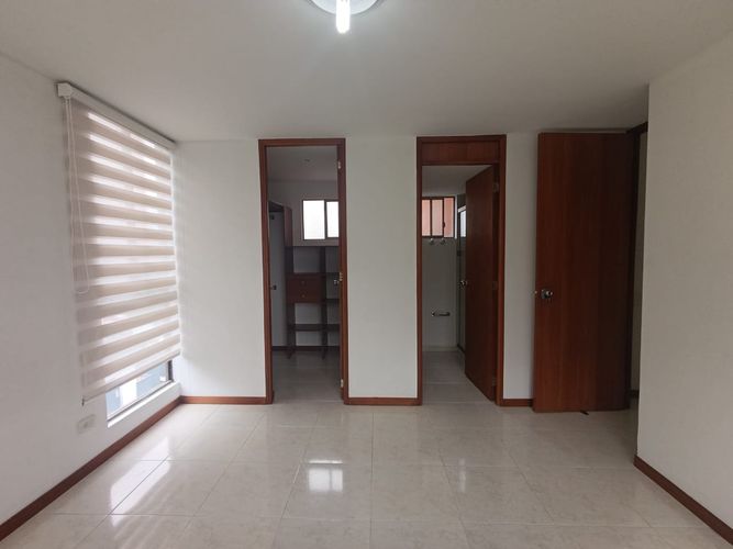 Apartamento de 3 alcobas en arriendo en Loma De Los Gonzalez, Medellín, 90 m² · foto 8 de 16