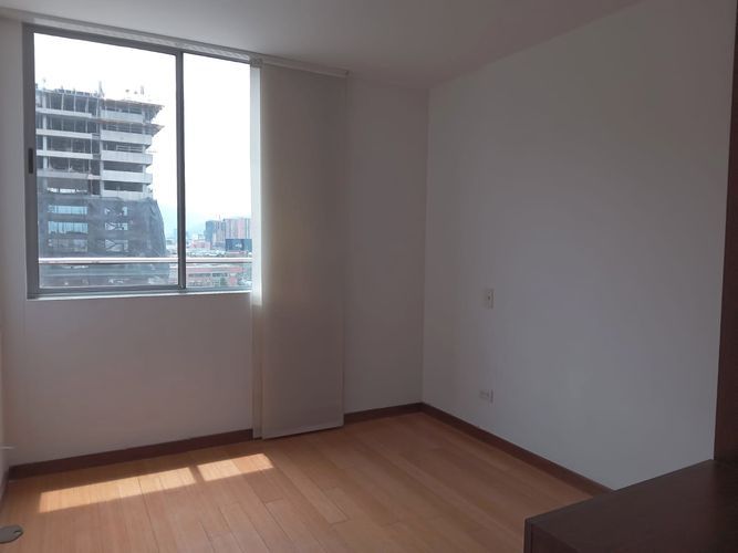 Apartamento de 2 alcobas en arriendo en Ciudad Del Río, Medellín, 80 m² · foto 7 de 14