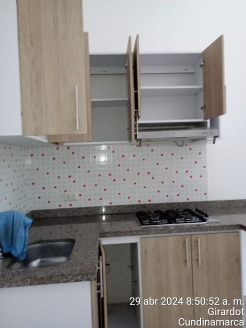 Casa de 3 alcobas en venta en Portachuelo, Girardot, 63 m² · foto 3 de 15