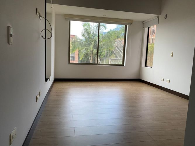 Casa de 3 alcobas en venta en San Lucas, Envigado, 227 m² · foto 5 de 13