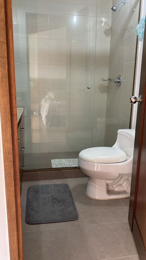 Casa de 3 alcobas en venta en San Lucas, Envigado, 227 m² · foto 8 de 13