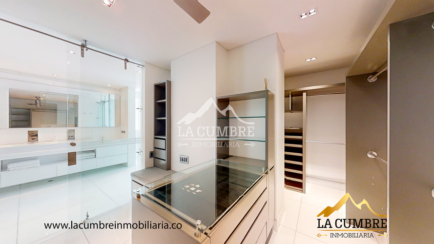 Apartamento de 4 alcobas en venta en El Tesoro, Medellín, 713 m² · foto 15 de 20