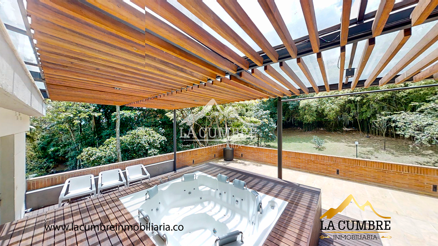 Apartamento de 4 alcobas en venta en El Tesoro, Medellín, 713 m² · foto 20 de 20