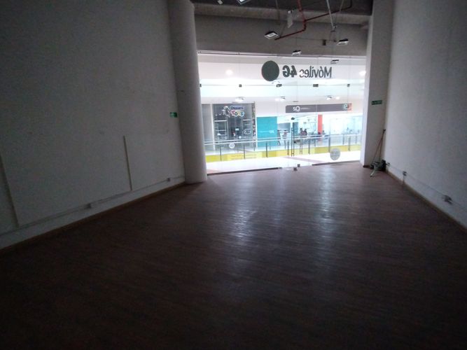 Local en venta en Ub. Terreros, Soacha, 50 m² · foto 4 de 5