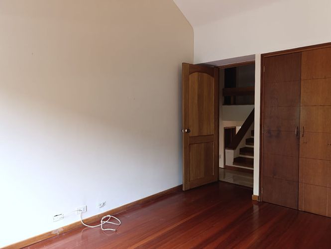 Casa en venta en El Tesoro, Medellín, 220 m² · foto 14 de 20