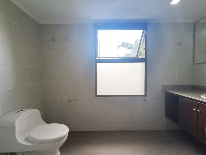 Casa en venta en El Tesoro, Medellín, 220 m² · foto 15 de 20