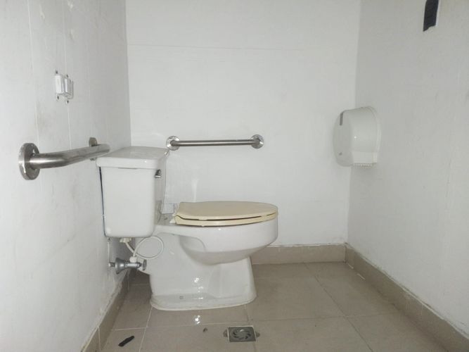 Consultorio en arriendo en Laureles, Medellín, 1300 m² · foto 18 de 20