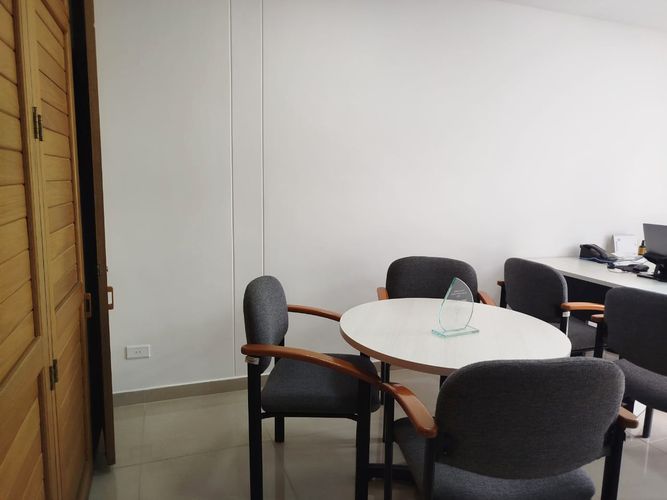 Oficina en arriendo en La Florida, Medellín, 104 m² · foto 2 de 20