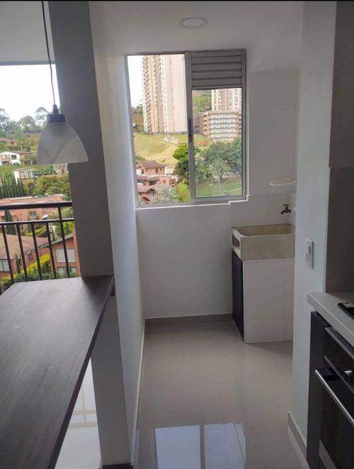 Apartamento de 3 alcobas en venta en La Doctora, Sabaneta, 55 m² · foto 17 de 24
