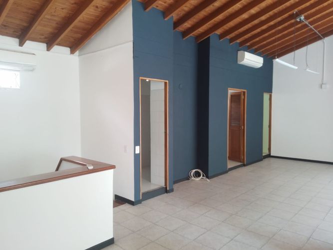 Local en arriendo en Laureles, Medellín, 300 m² · foto 5 de 20