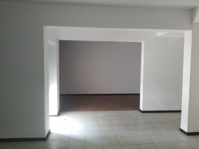 Local en arriendo en Laureles, Medellín, 300 m² · foto 13 de 20