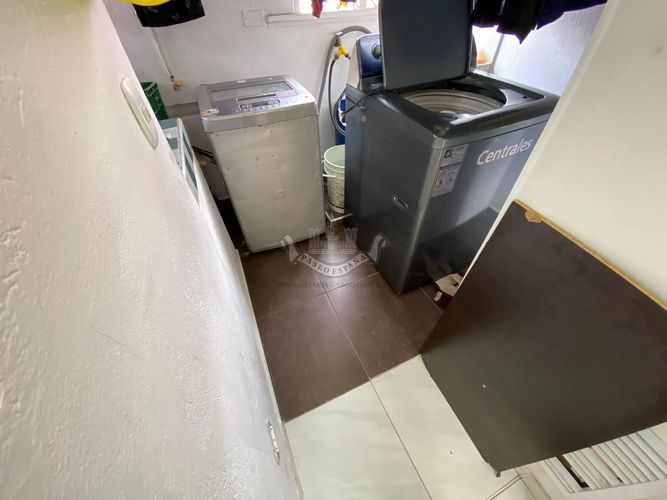 Casa en venta en Granada Norte, Bogotá · foto 3 de 12