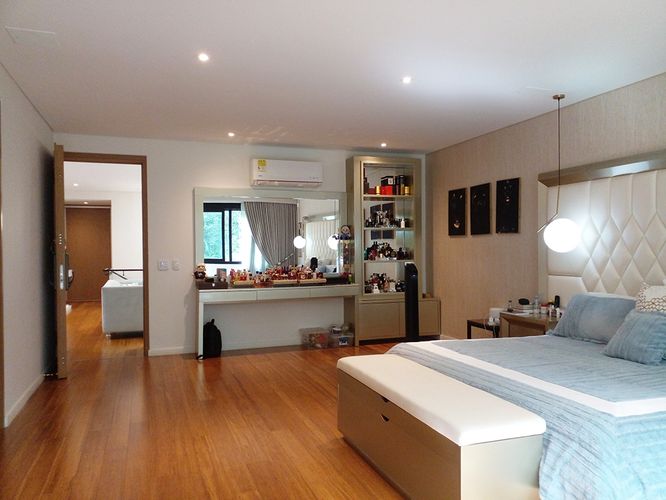 Casa de 3 alcobas en arriendo en El Poblado, Medellín, 353 m² · foto 5 de 13