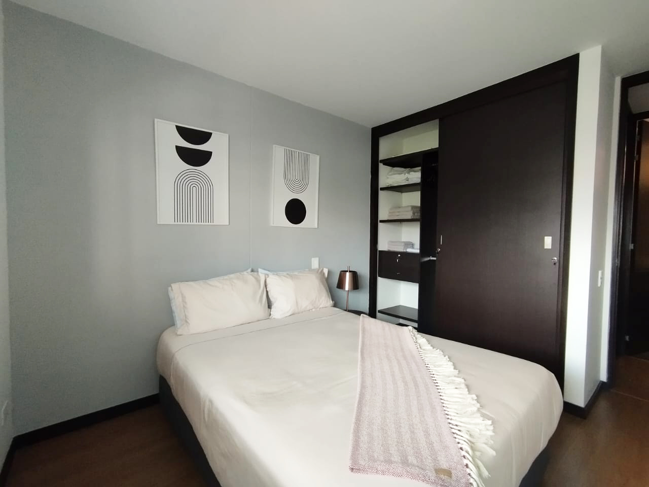 Apartamento en arriendo en Las Lomas No.1, Medellín · foto 12 de 15